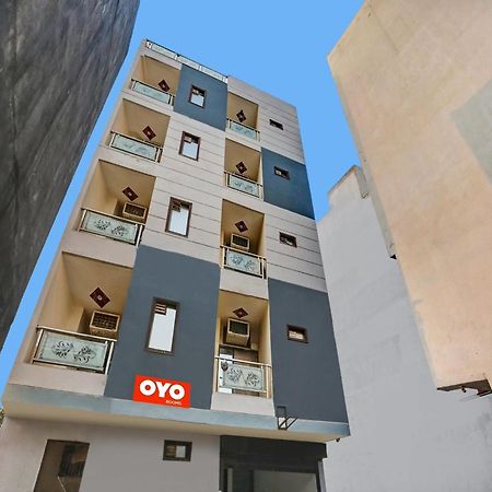 Hotel O Hotel Blue Orchid 新德里 外观 照片