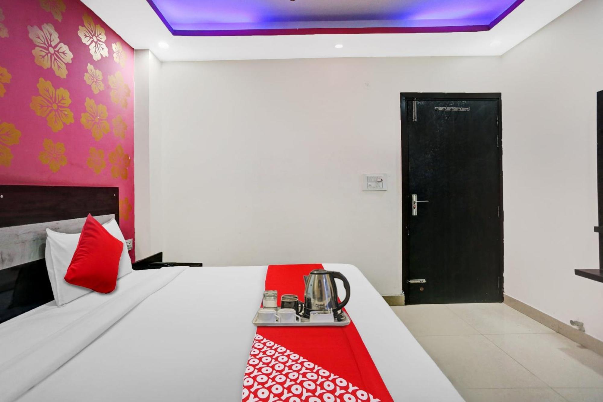 Hotel O Hotel Blue Orchid 新德里 外观 照片