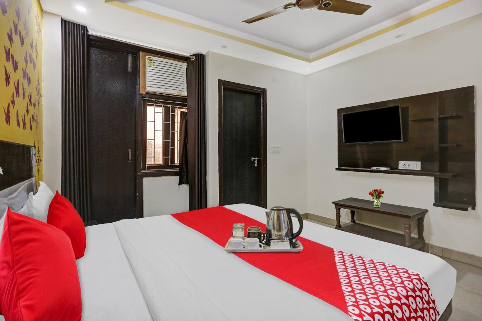Hotel O Hotel Blue Orchid 新德里 外观 照片