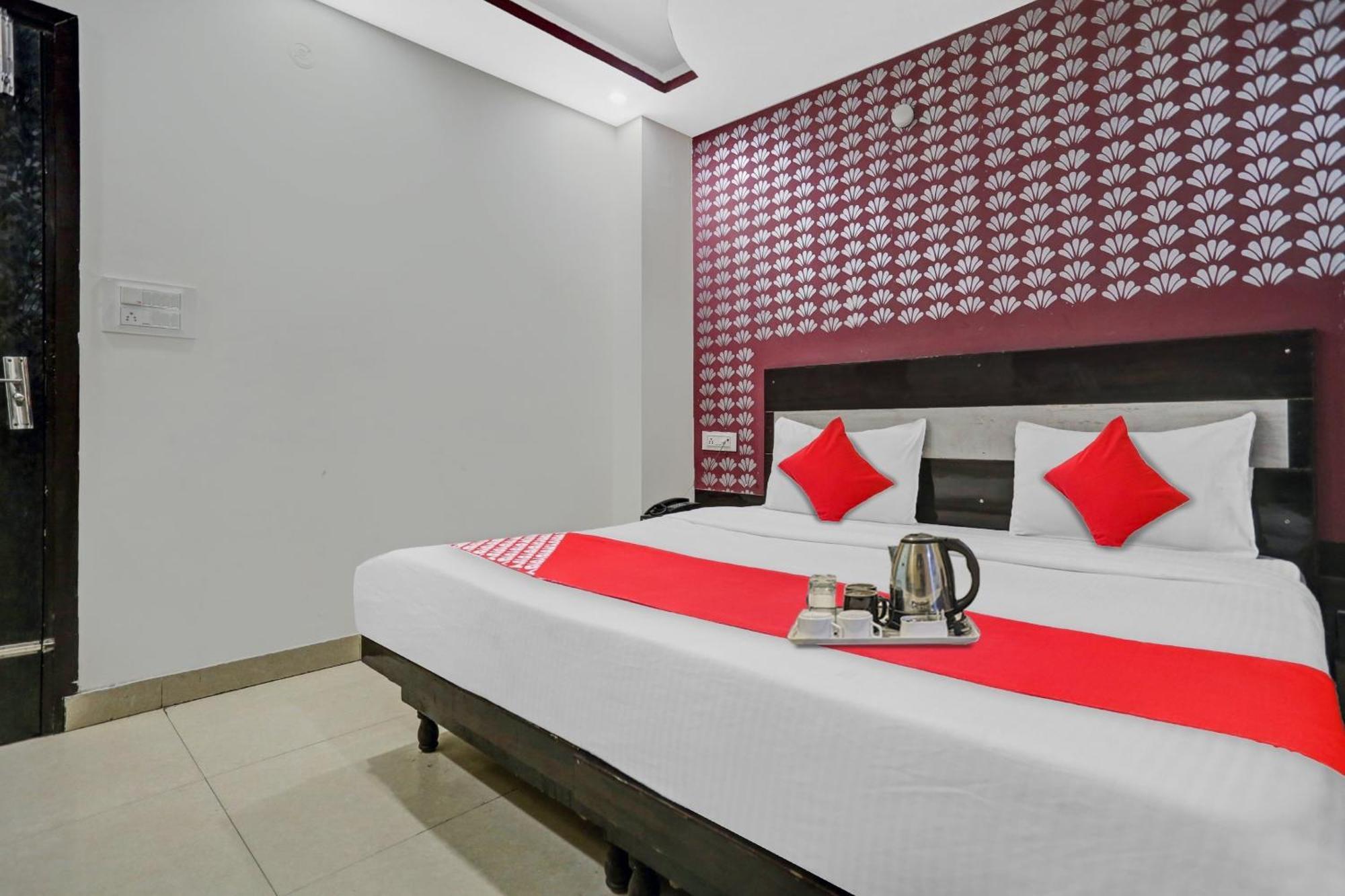 Hotel O Hotel Blue Orchid 新德里 外观 照片